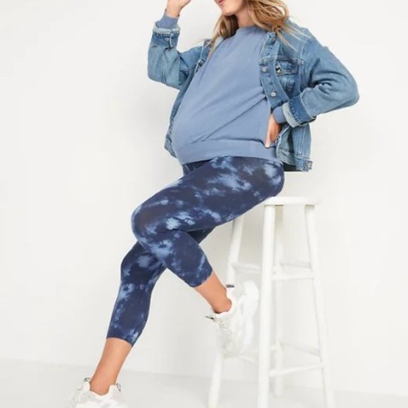 Old Navy Maternity Full Panel Tie-Dye Cropped Leggings - XS - Picture 3 of 12